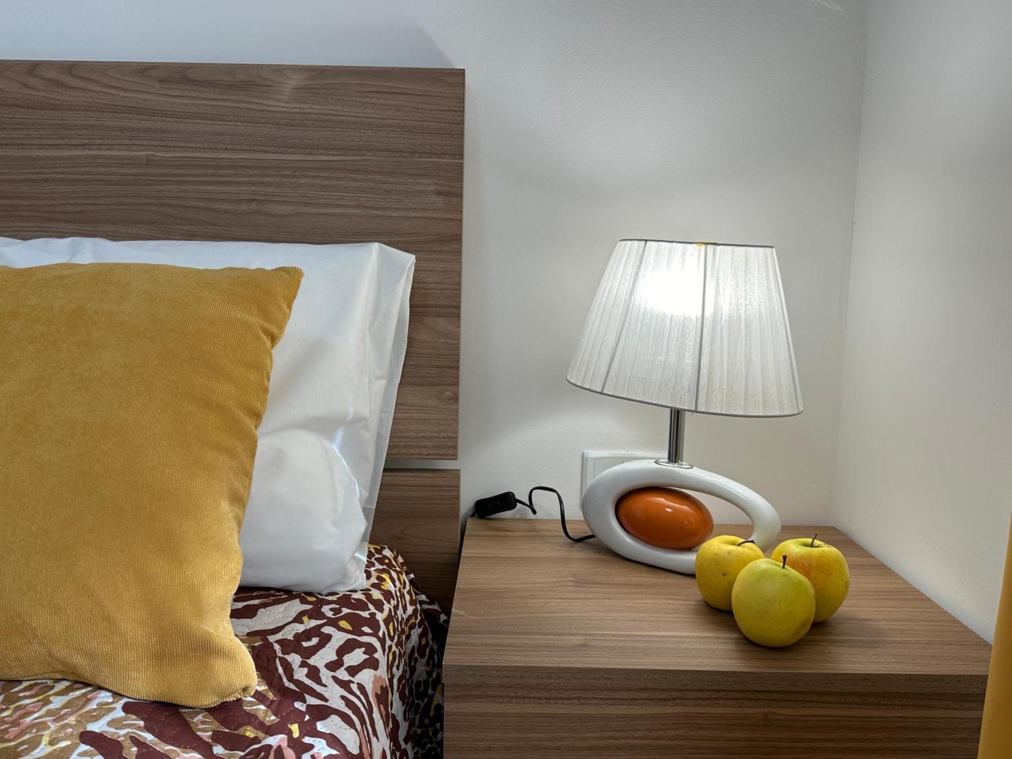 New, Airy And Spacious Apartment In 梅利哈 外观 照片