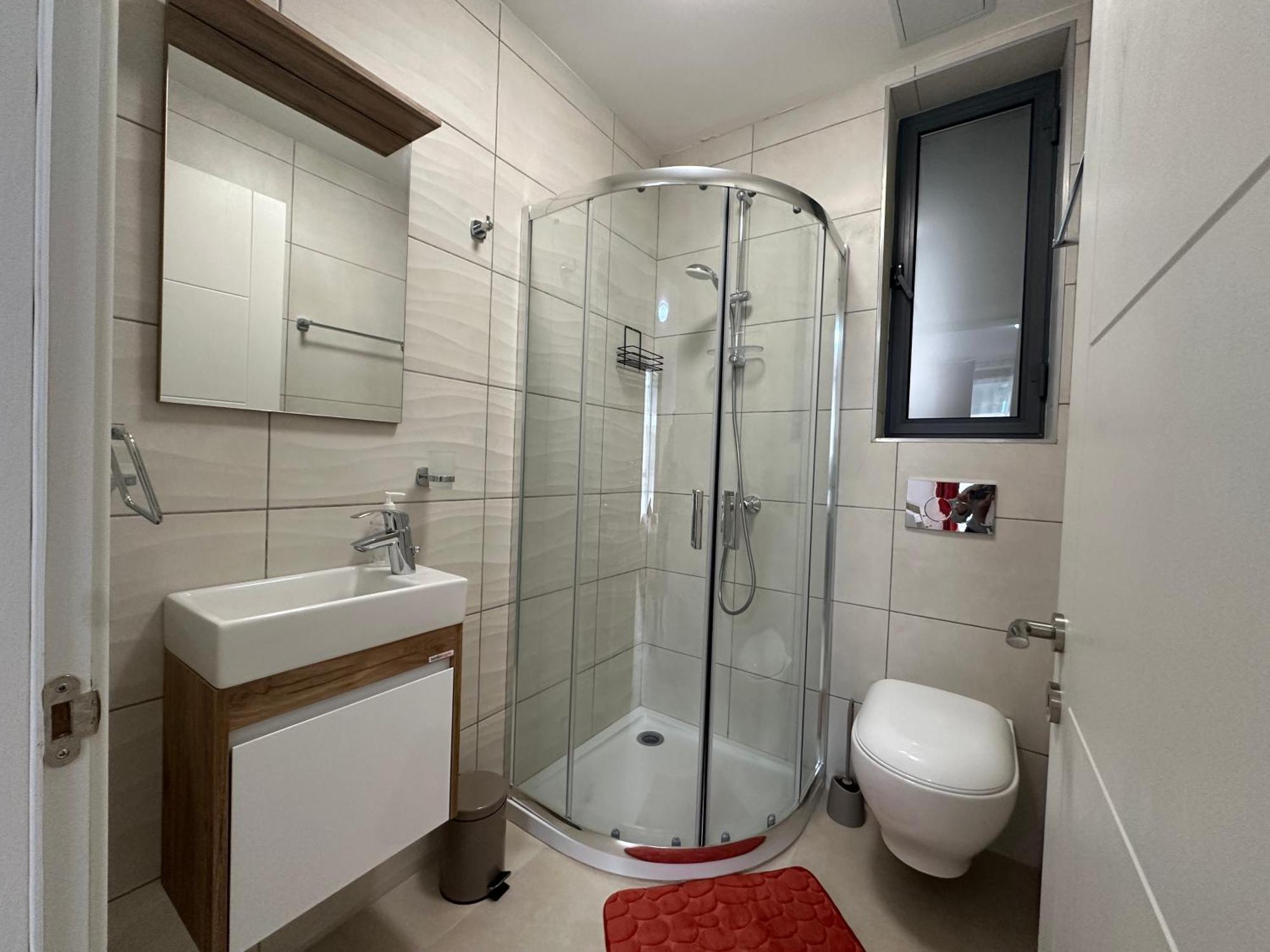New, Airy And Spacious Apartment In 梅利哈 外观 照片